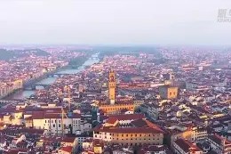 易游体育公司-佛罗伦萨惨败，陷入降级区深不可测