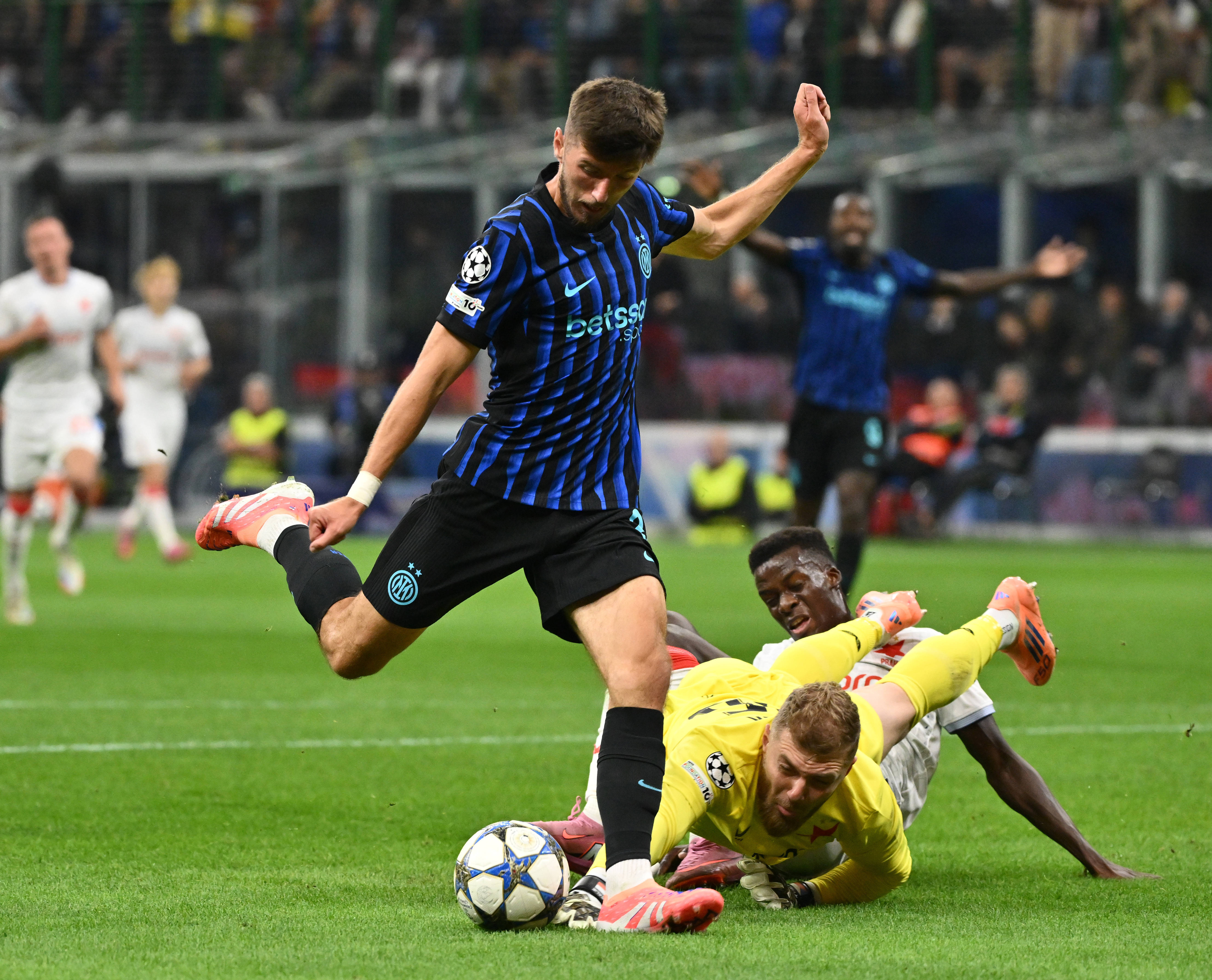 国内足球后备人才初露锋芒,备战国际比赛信心满满的简单介绍 国内足球后备人才初露锋芒,备战国际比赛信心满满的简单介绍